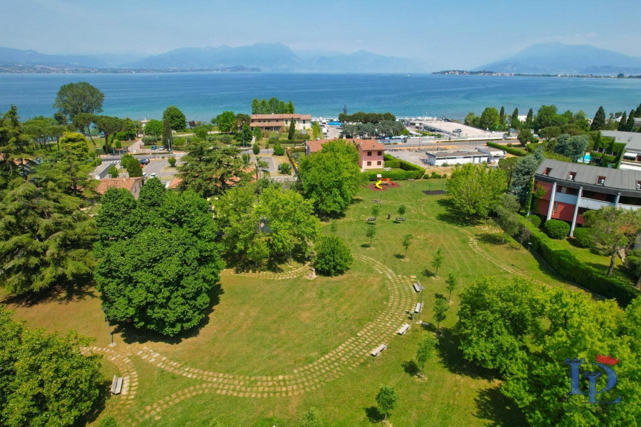 Desenzanoloft Official Partner Marriott Homes & Villas - Dolce Vita With Garden And Pools Дезенцано-дель-Гарда Екстер'єр фото