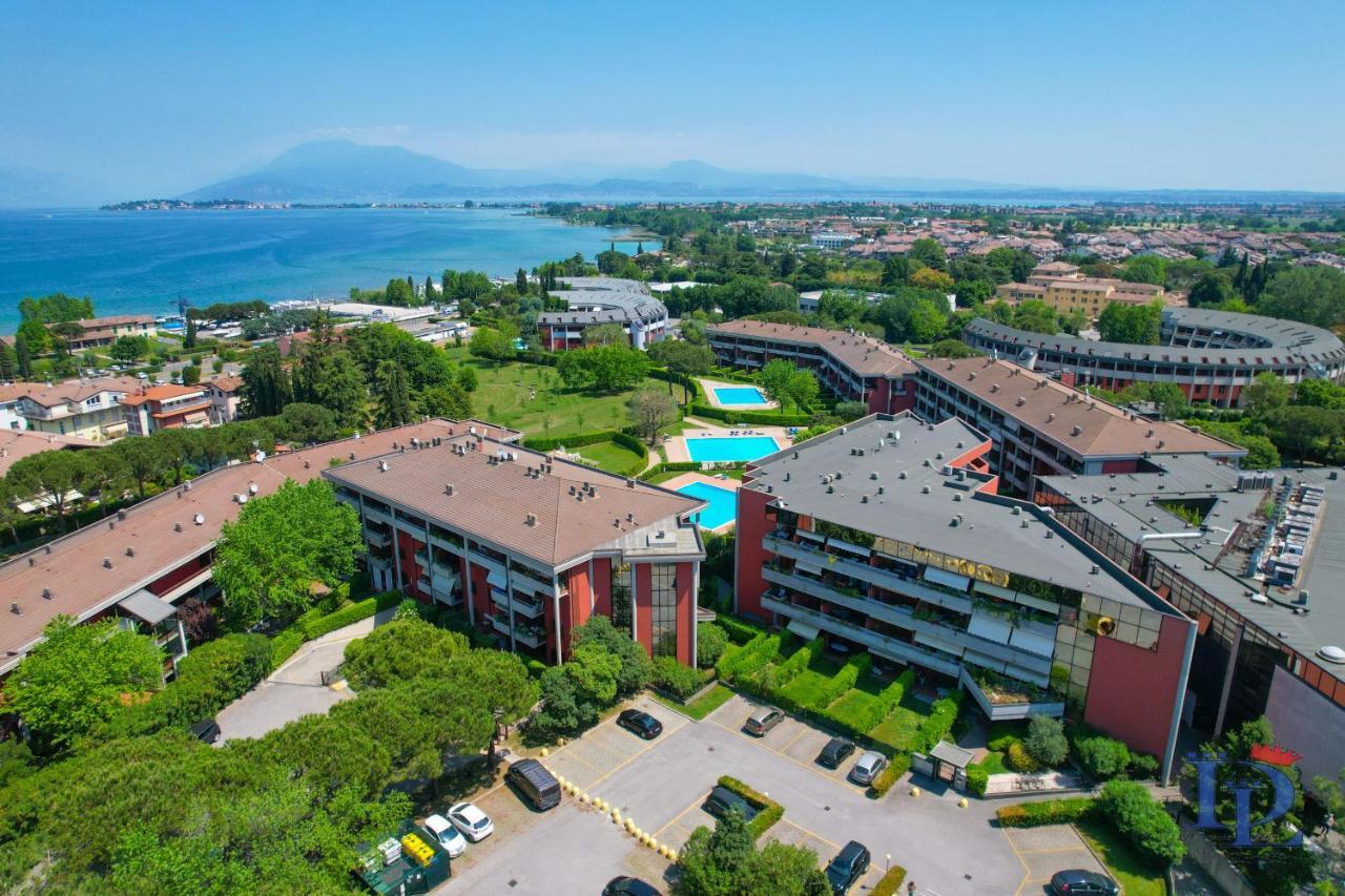 Desenzanoloft Official Partner Marriott Homes & Villas - Dolce Vita With Garden And Pools Дезенцано-дель-Гарда Екстер'єр фото