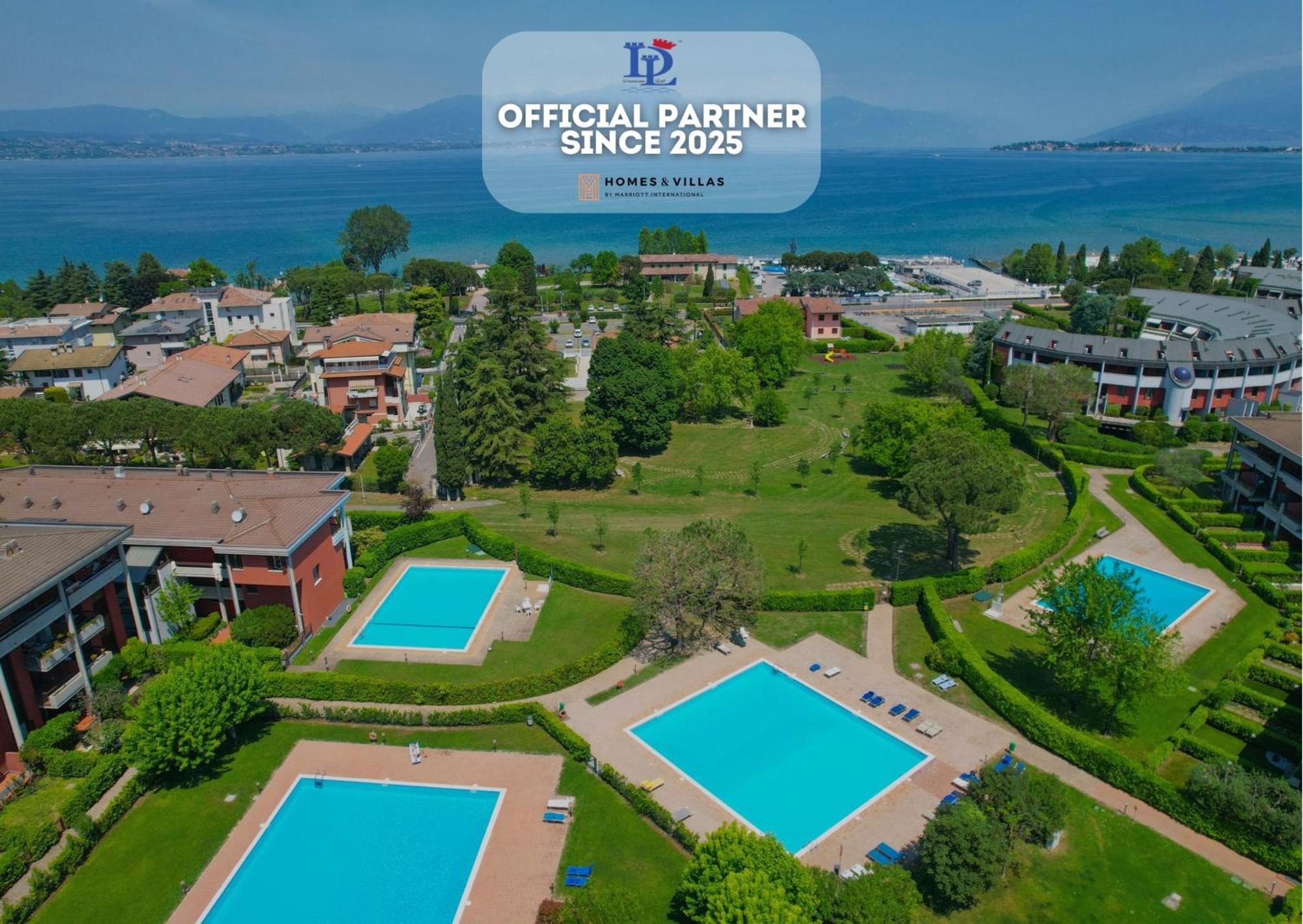 Desenzanoloft Official Partner Marriott Homes & Villas - Dolce Vita With Garden And Pools Дезенцано-дель-Гарда Екстер'єр фото